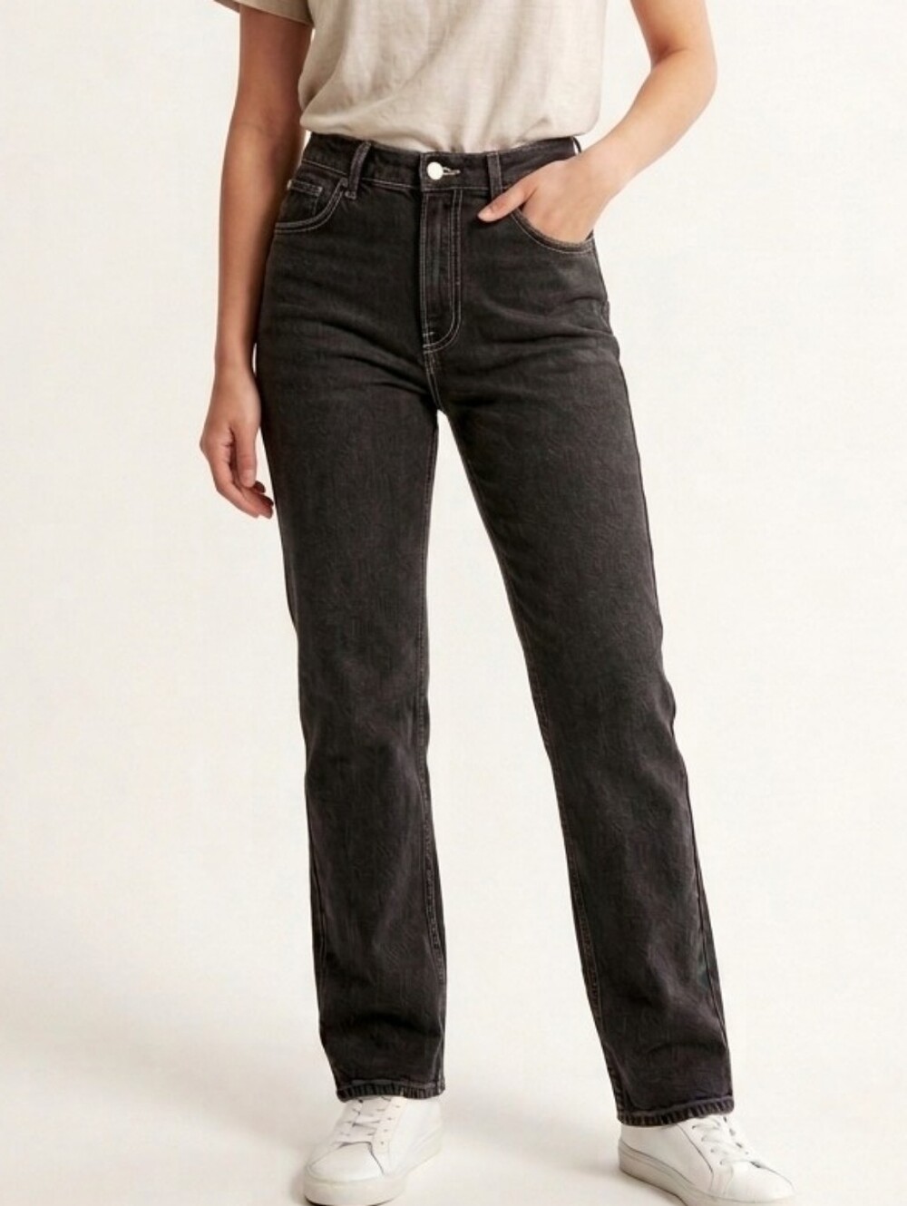 Abercrombie & Fitch Black High Rise 90s Straight-Leg Jeans